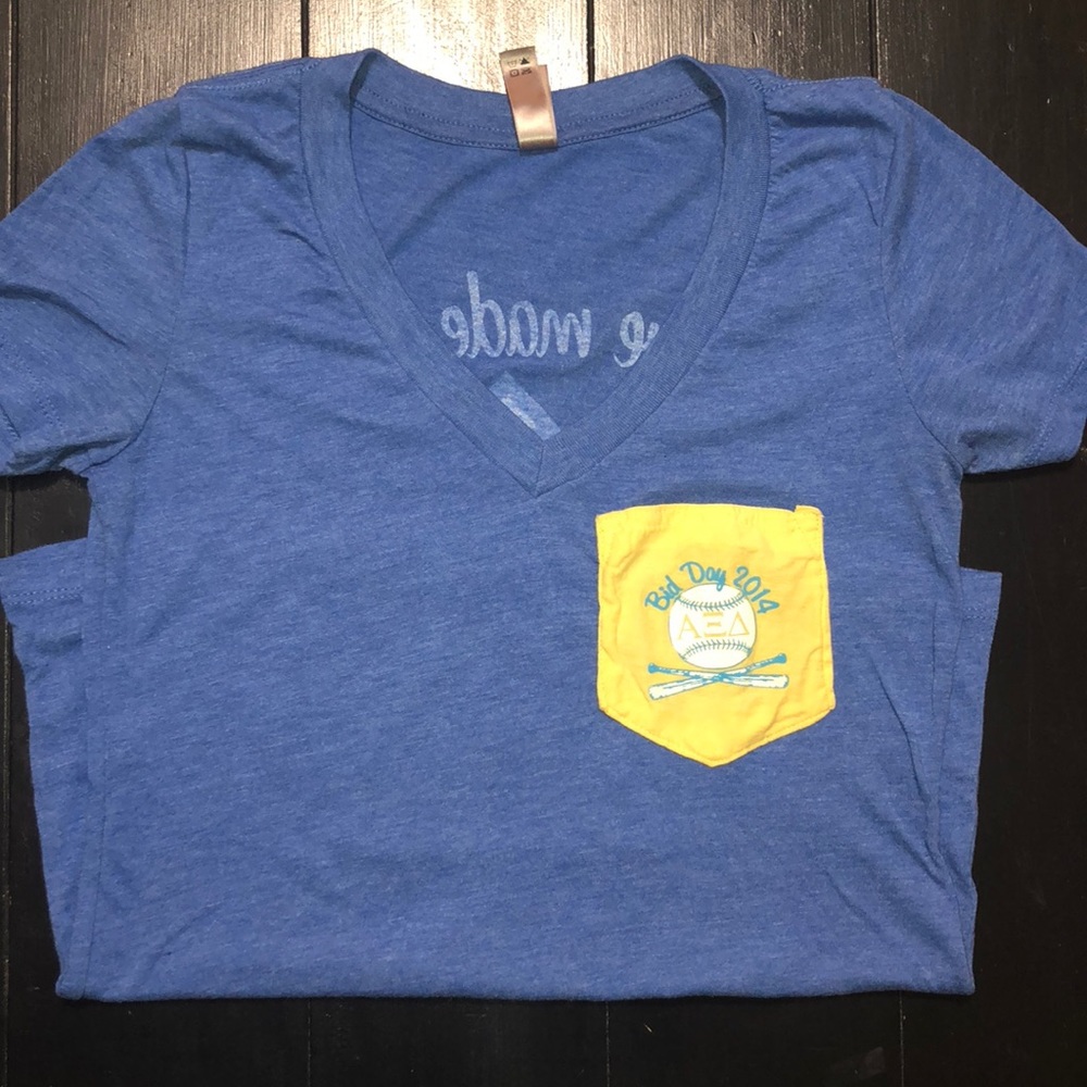Alpha Xi Delta Tshirt⚾️